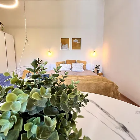 Csendes Veszprem Mellett Apartament